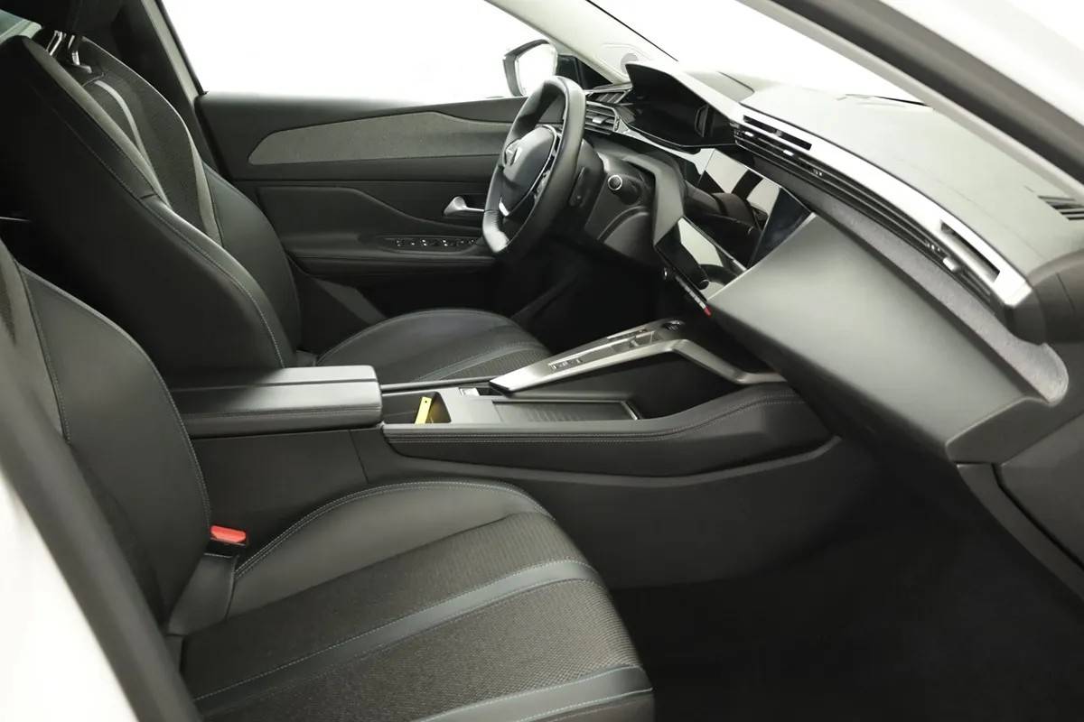 peugeot-308-2024-gasolina-1199cc