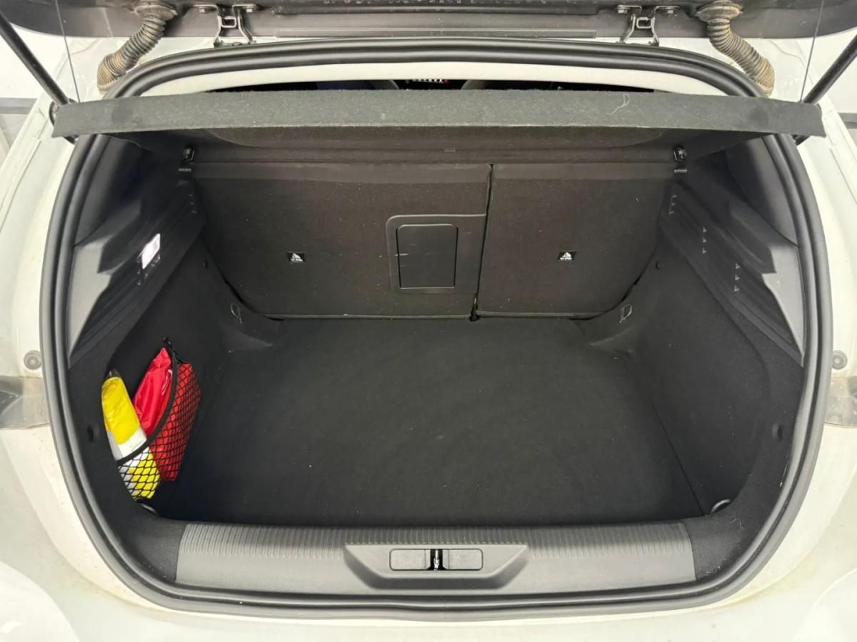 peugeot-308-2024-gasolina-1199cc
