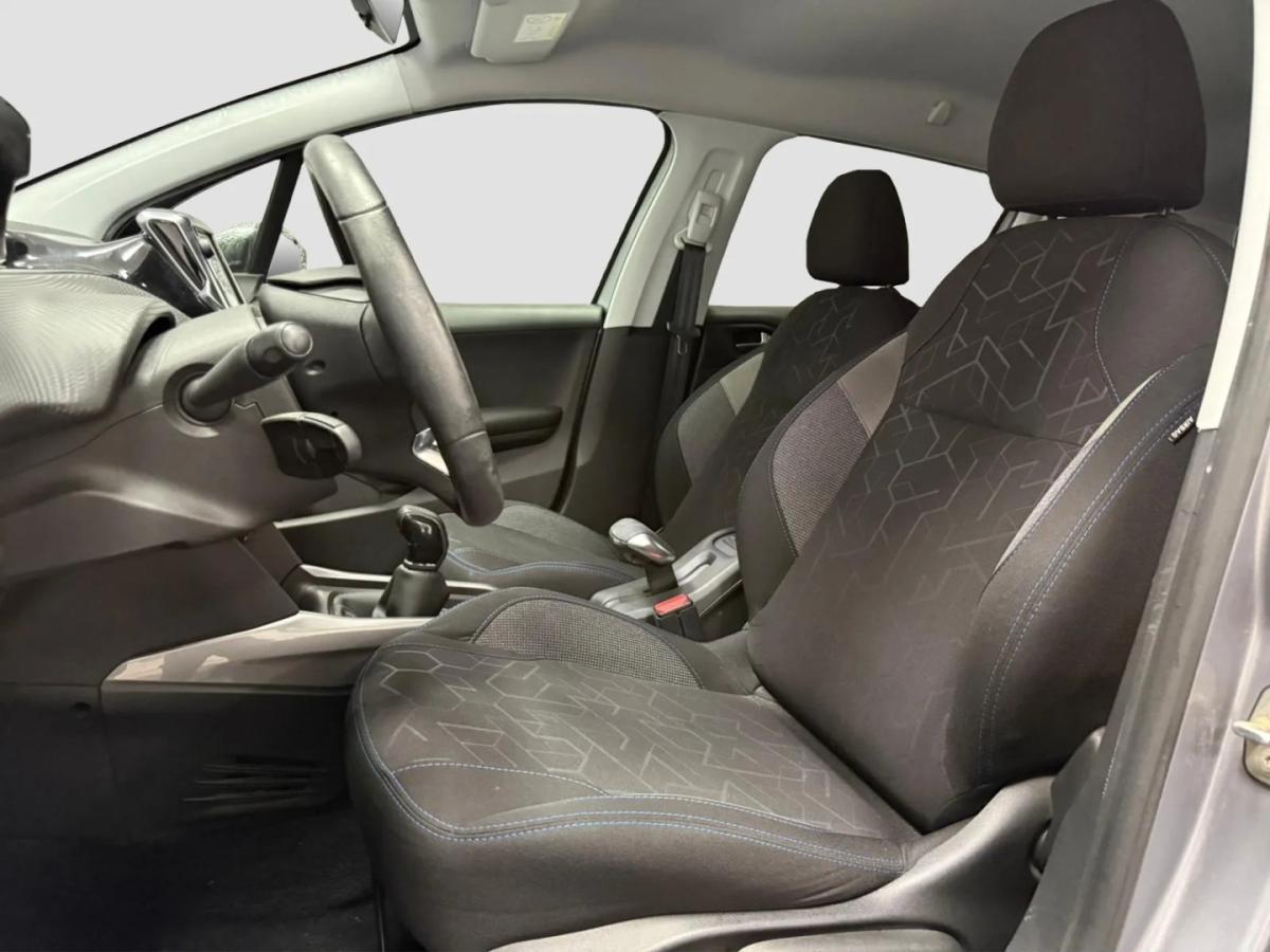 peugeot-2008-2017-gasolina-1199cc