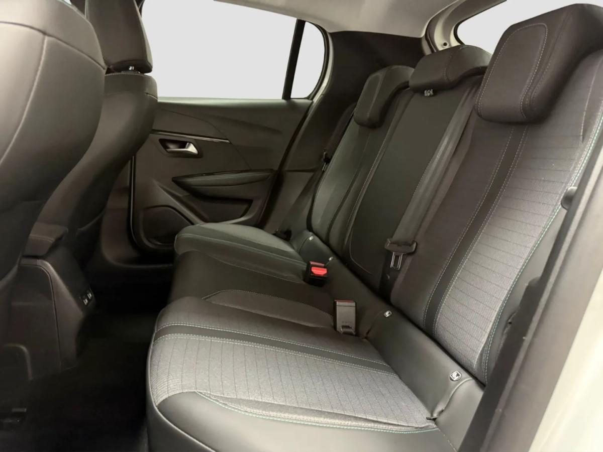 peugeot-208-2021-gasolina-1199cc