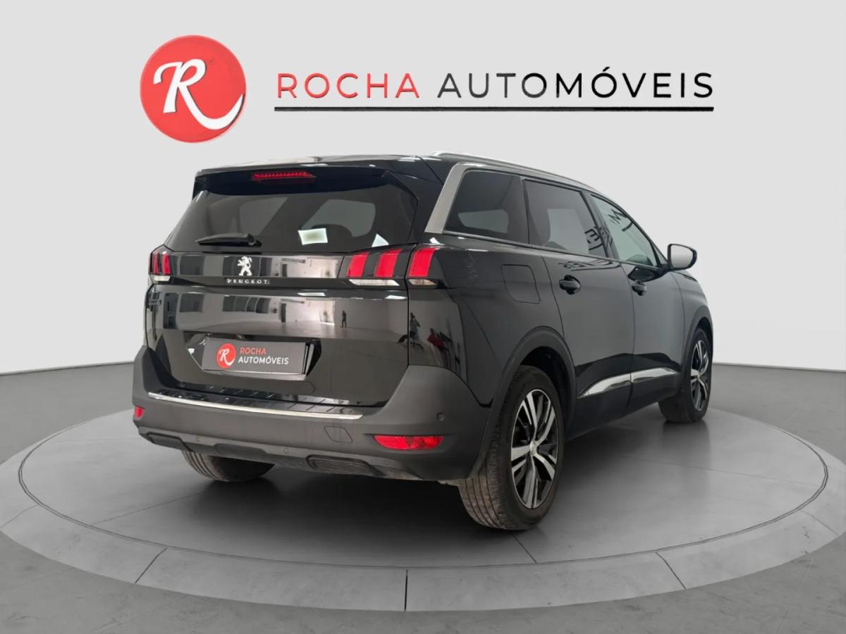 peugeot-5008-2019-gasolina-1199cc