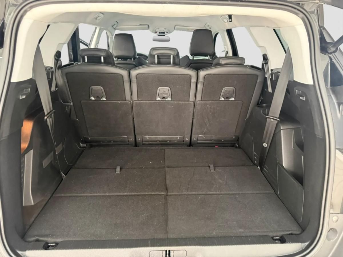 peugeot-5008-2019-gasolina-1199cc