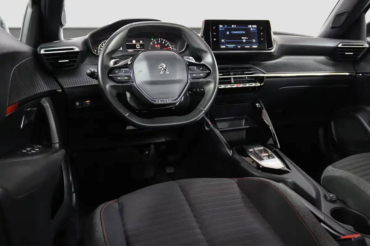 peugeot-2008-2022-gasolina-1199cc