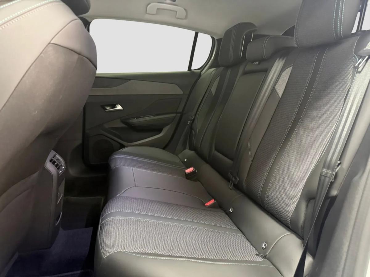 peugeot-308-2024-gasolina-1199cc
