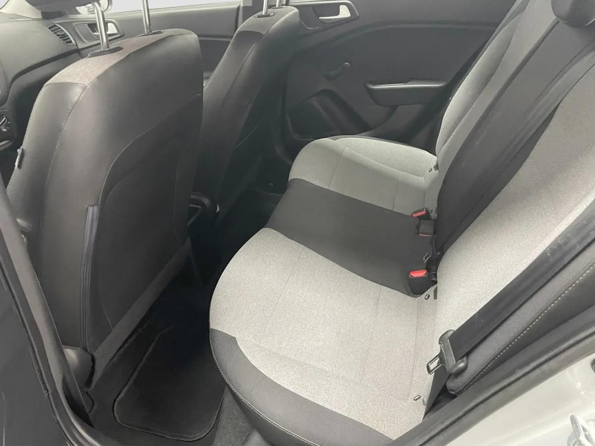 hyundai-i20-2017-gasolina-1200cc