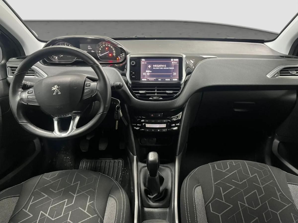 peugeot-2008-2019-gasolina-1199cc