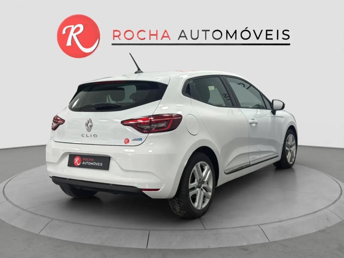 renault-clio-2021-hibrido-a-gasolina-1598cc
