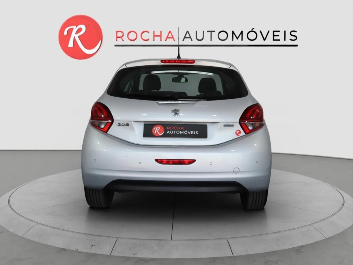 peugeot-208-2017-gasolina-1199cc