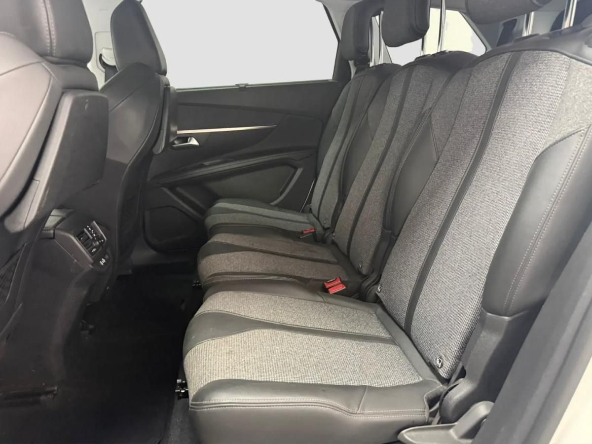 peugeot-5008-2019-gasolina-1199cc