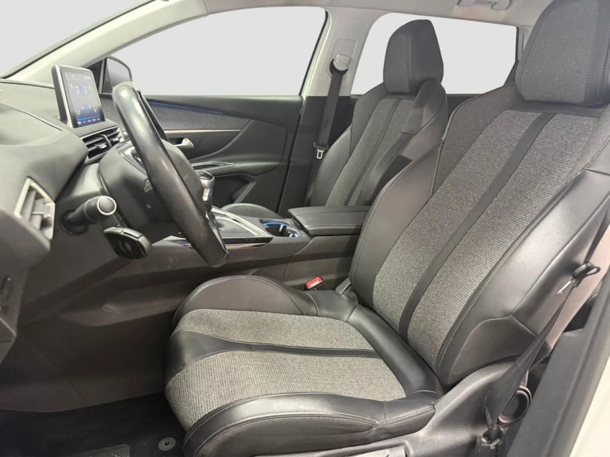 peugeot-5008-2019-gasolina-1199cc