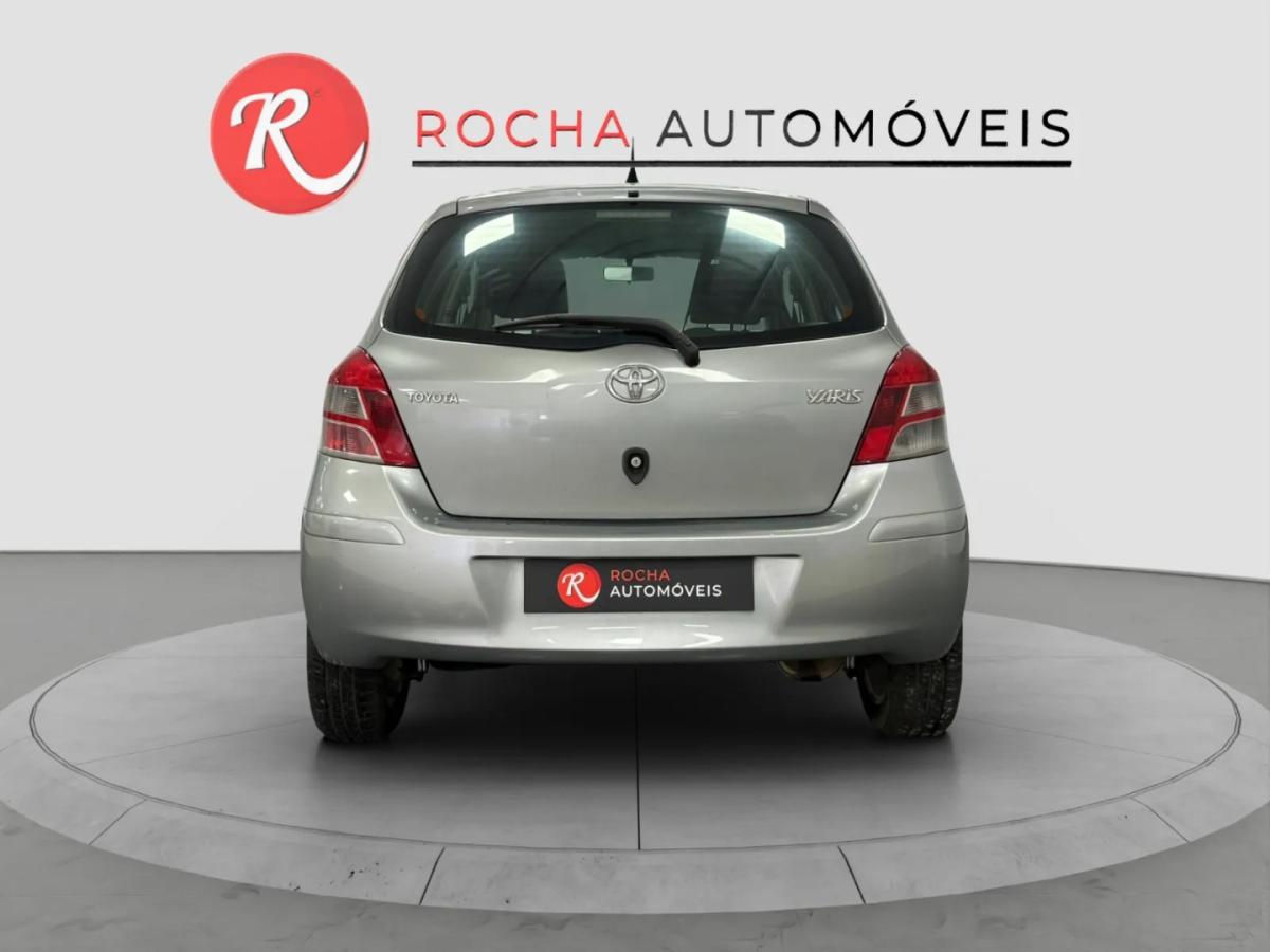 toyota-yaris-2011-diesel-1364cc
