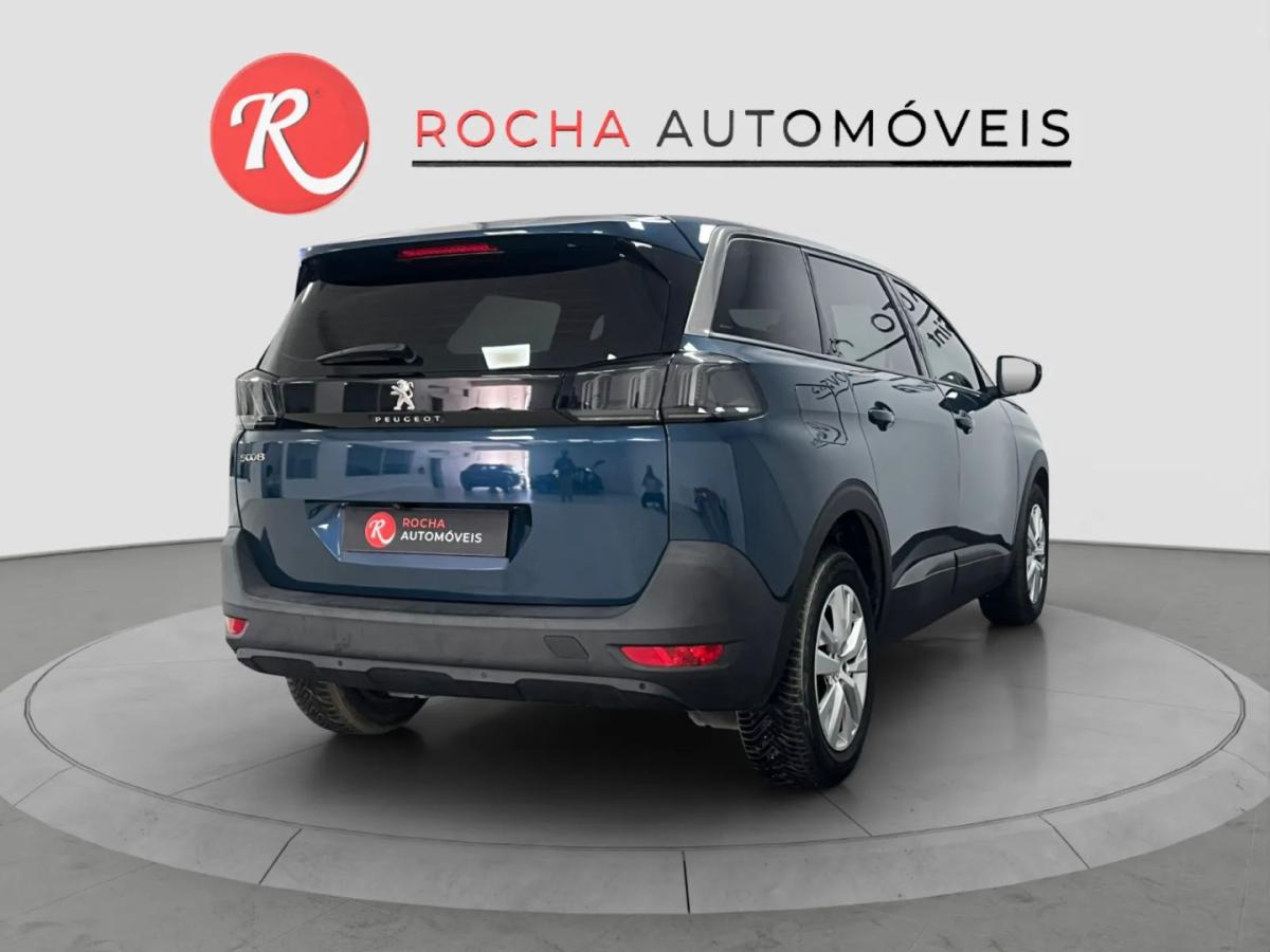 peugeot-5008-2021-gasolina-1199cc