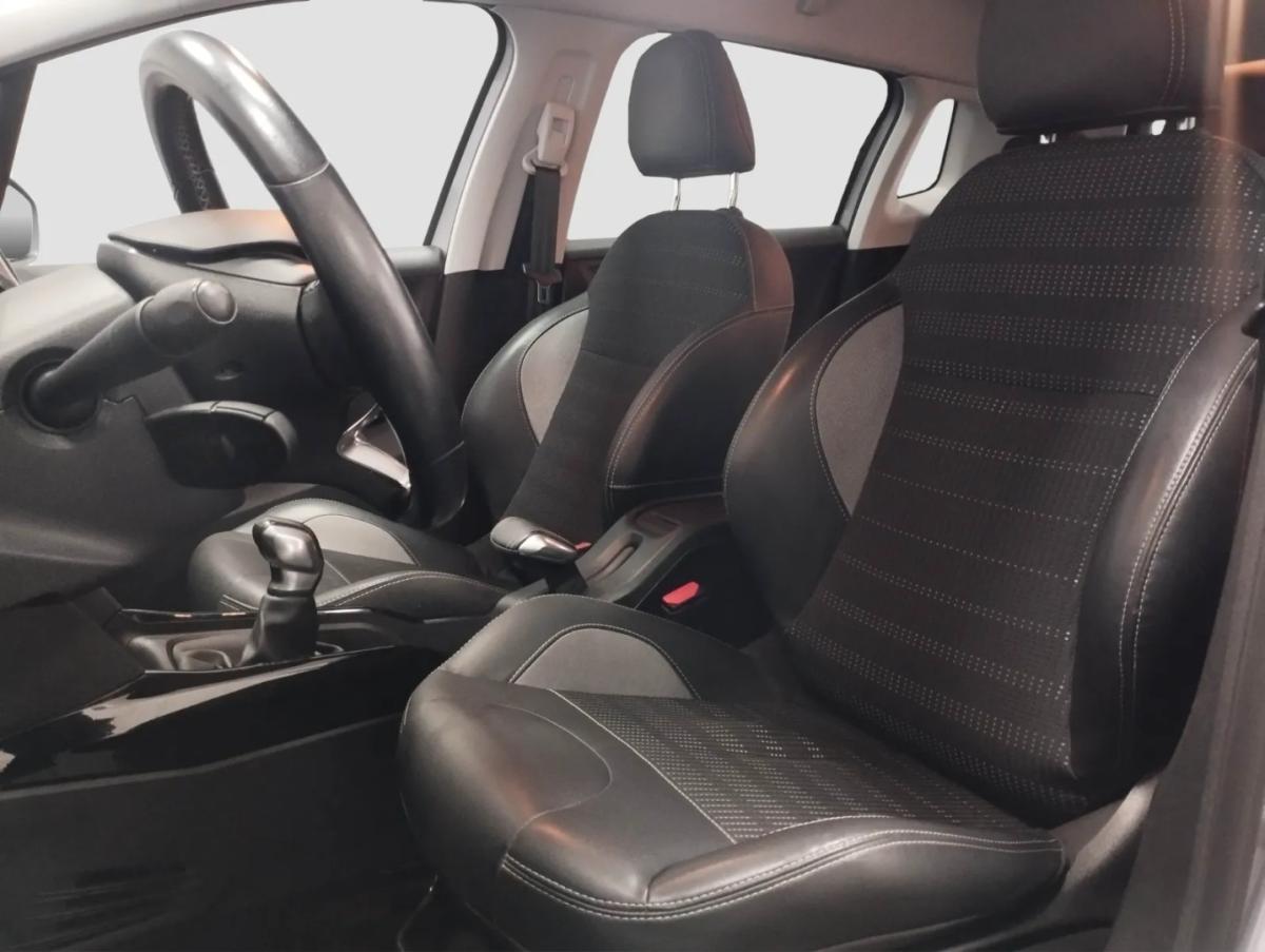 peugeot-2008-2017-gasolina-1199cc