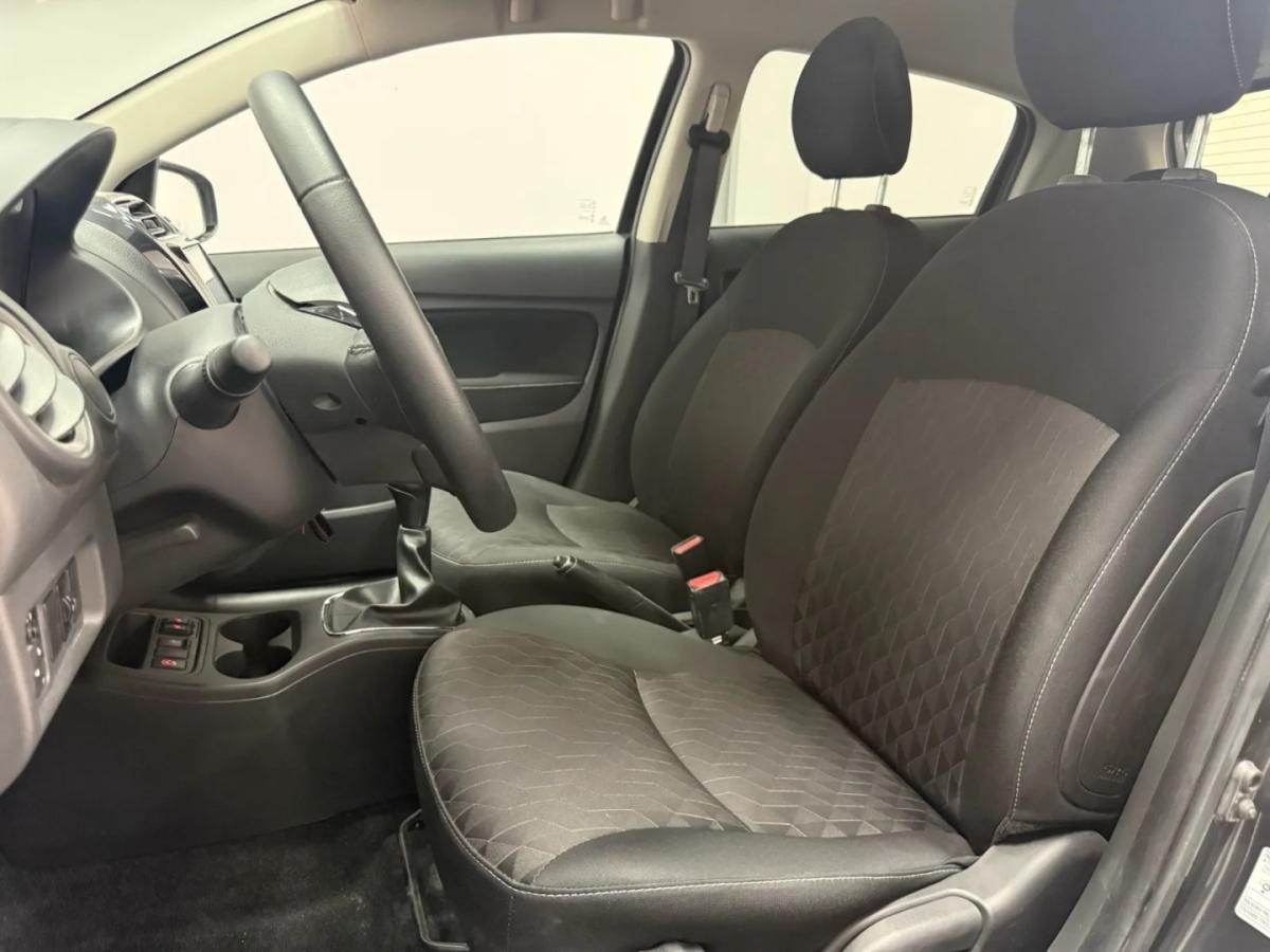 mitsubishi-space-star-2023-gasolina-999cc