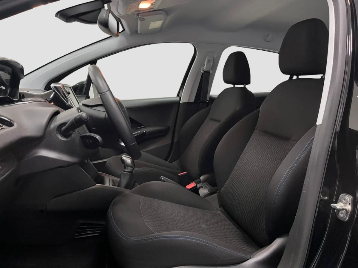 peugeot-208-2016-gasolina-1199cc
