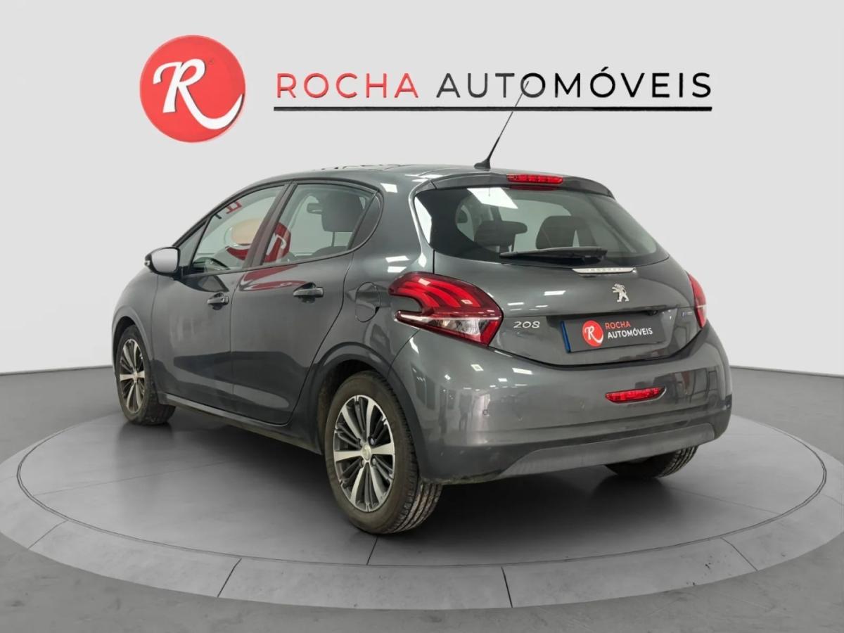 peugeot-208-2017-gasolina-1199cc