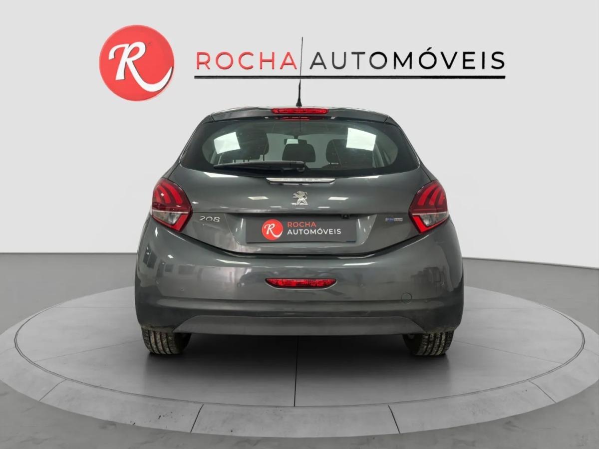 peugeot-208-2017-gasolina-1199cc