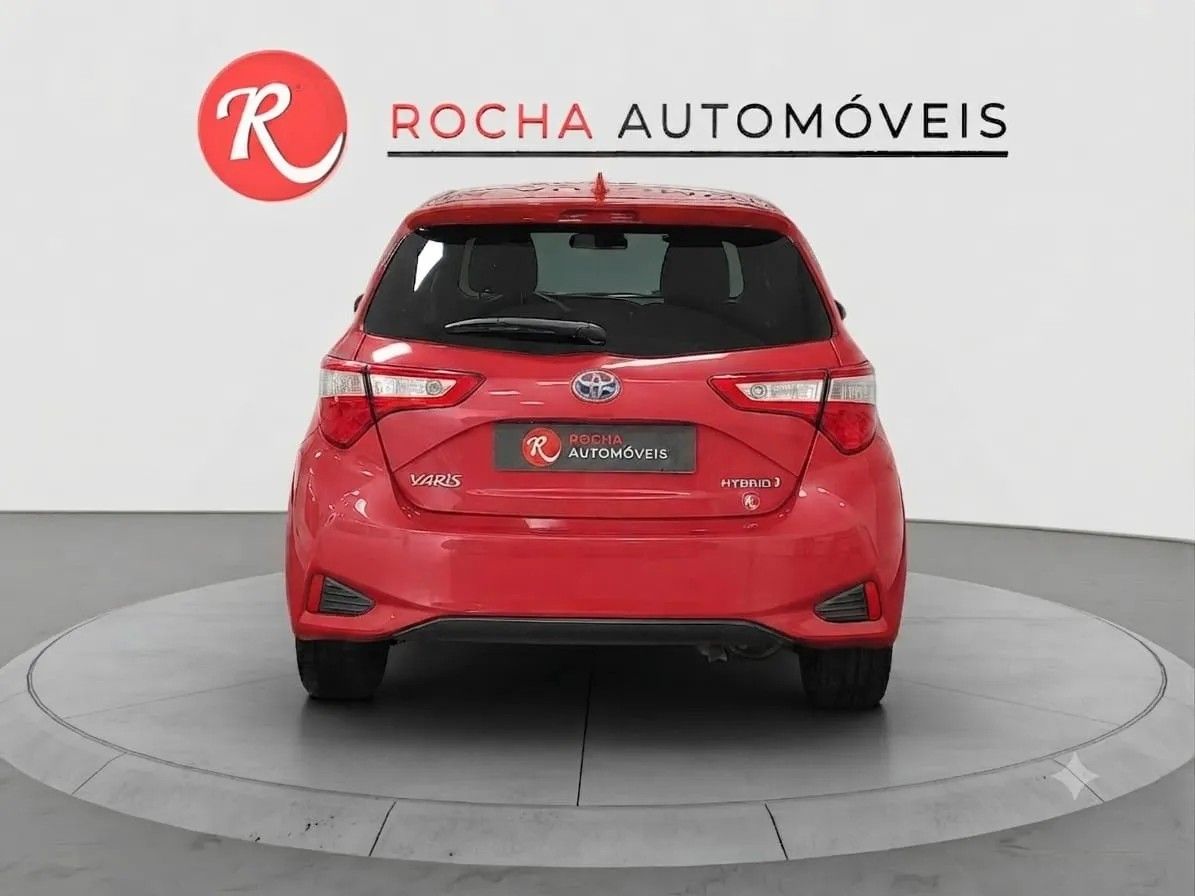toyota-yaris-2019-hibrido-1497cc