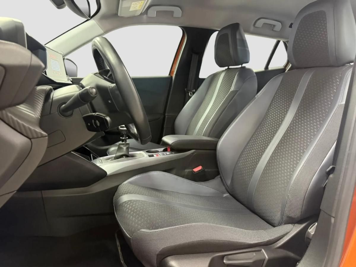 peugeot-2008-2020-gasolina-1199cc