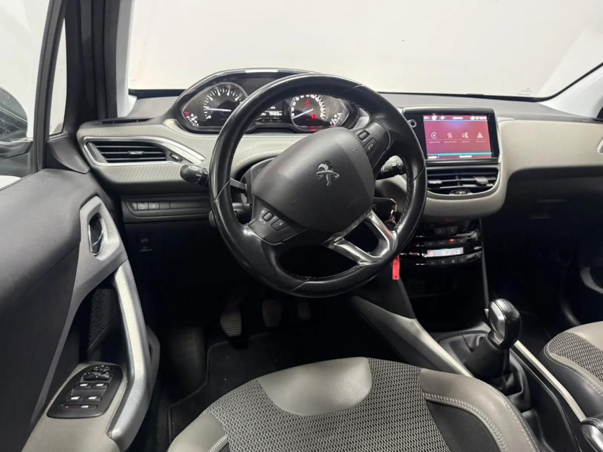 peugeot-2008-2017-gasolina-1199cc