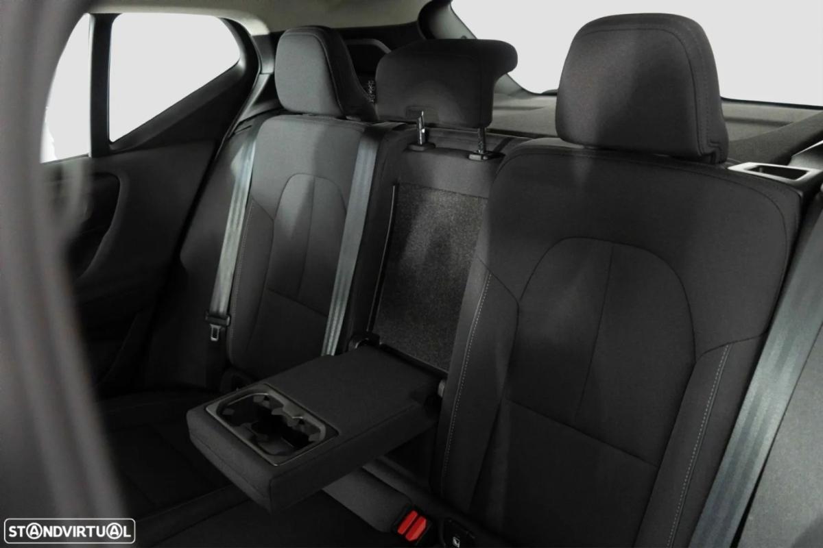 volvo-xc40-2022-hibrido-1477cc