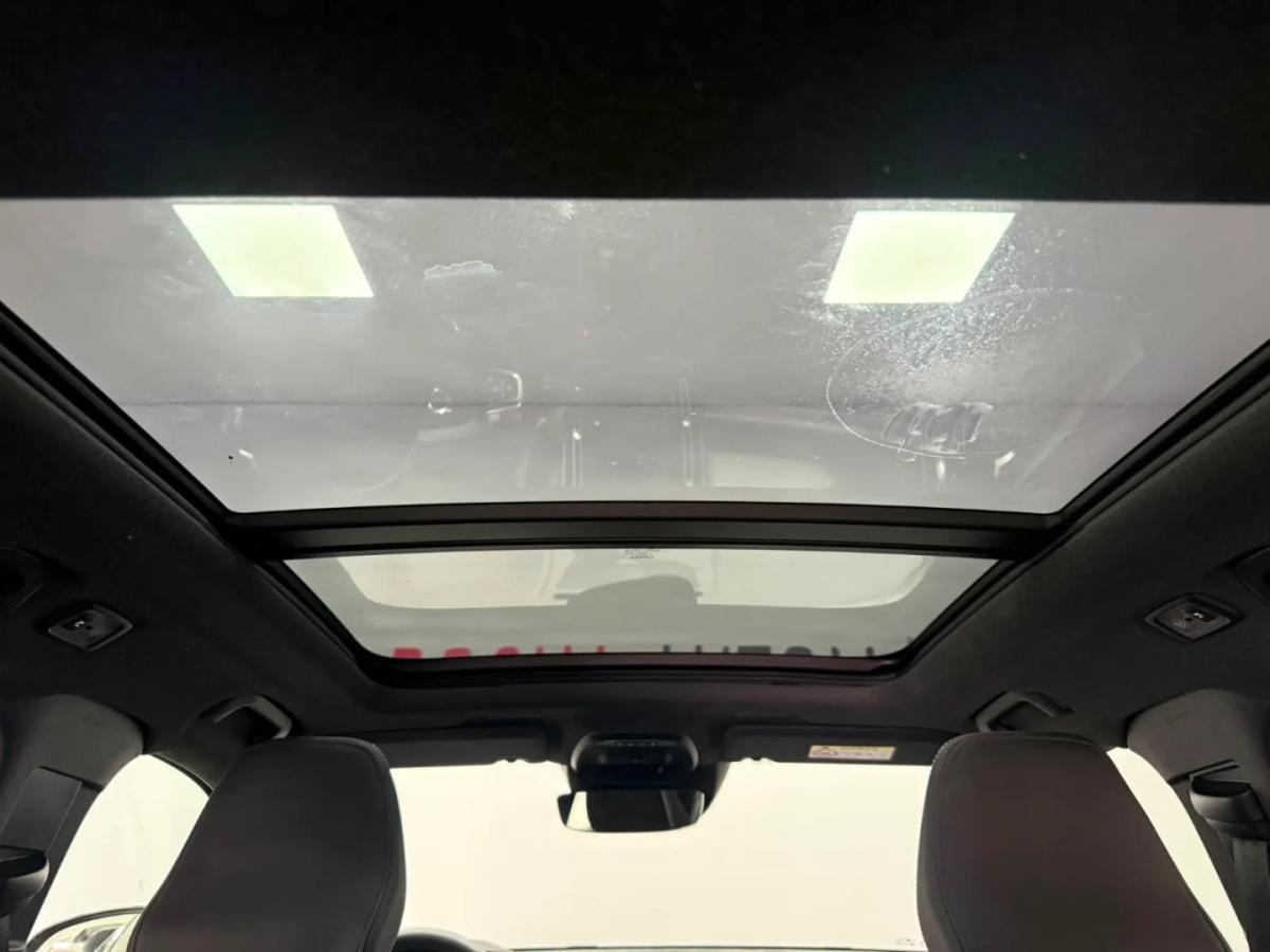 volvo-xc40-2022-hibrido-1477cc