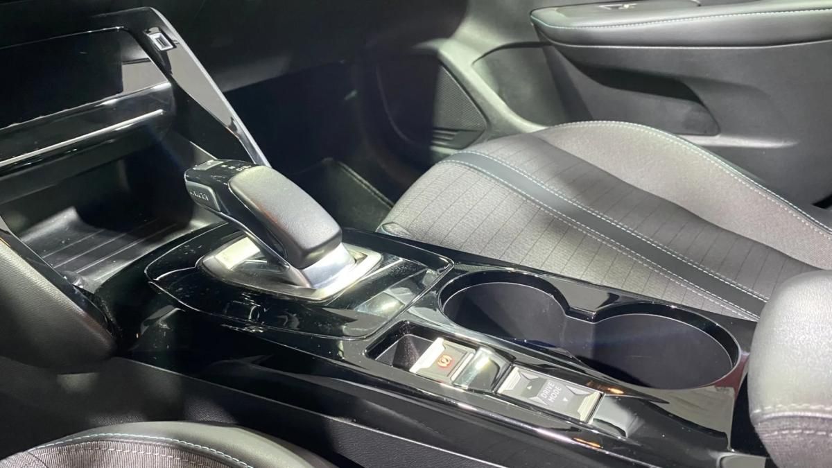 peugeot-208-2023-eletrico-0cc