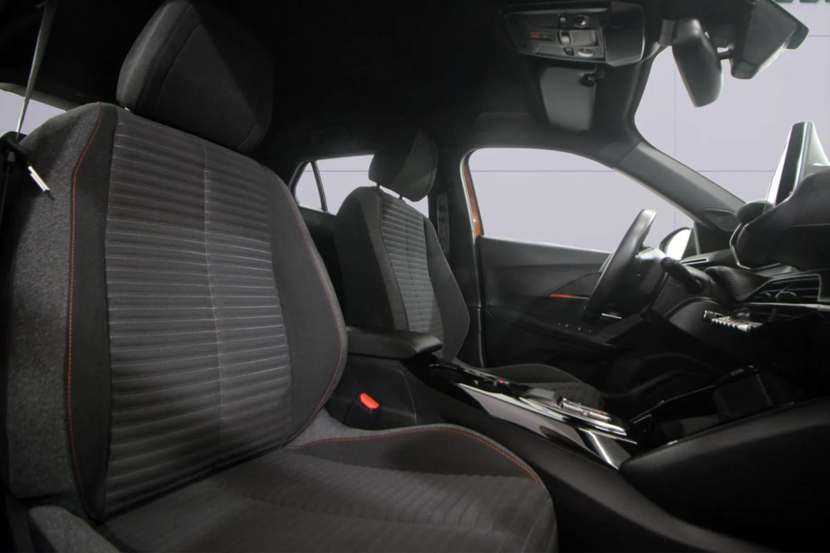 peugeot-e-2008-2023-eletrico-0cc