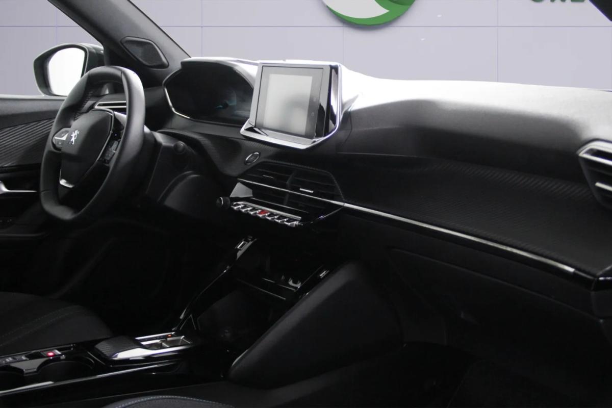 peugeot-e-2008-2023-eletrico-0cc
