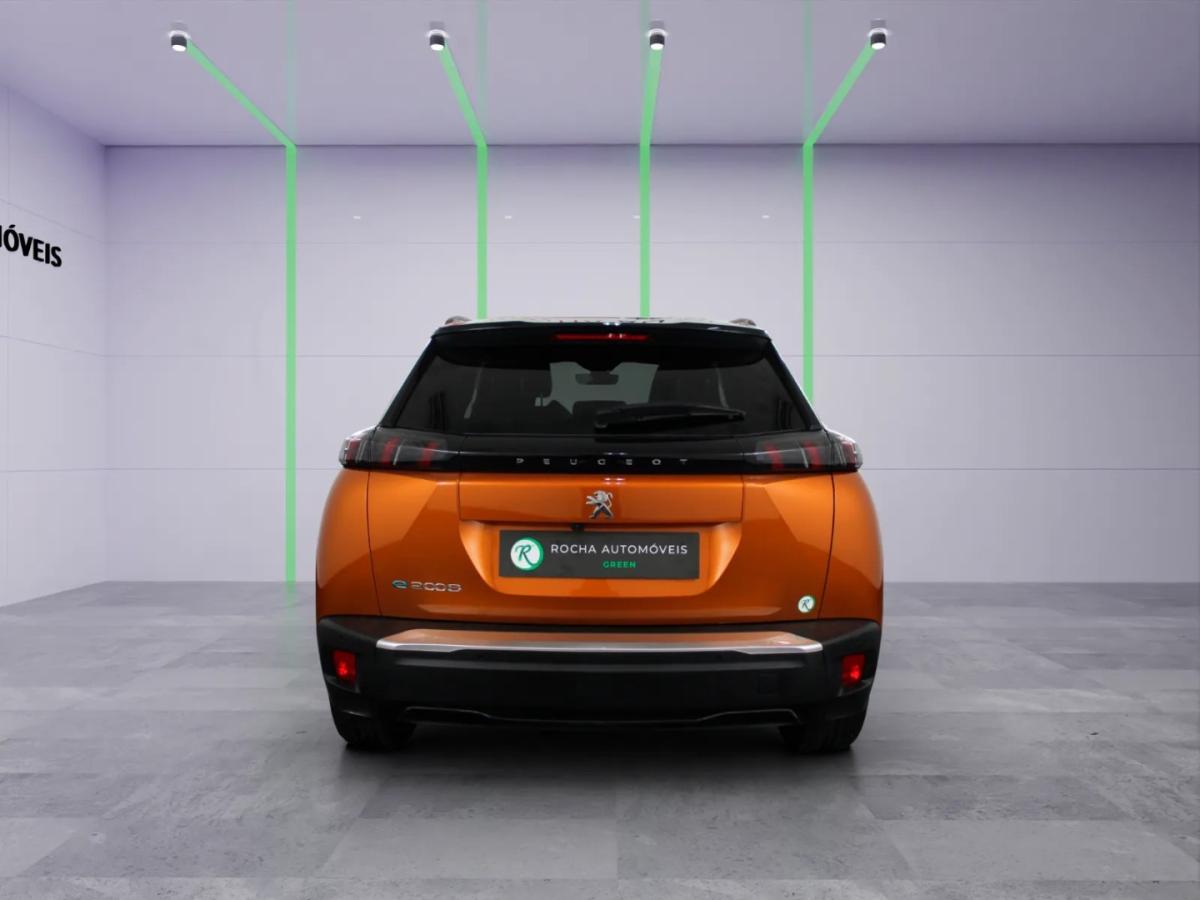 peugeot-e-2008-2023-eletrico-0cc