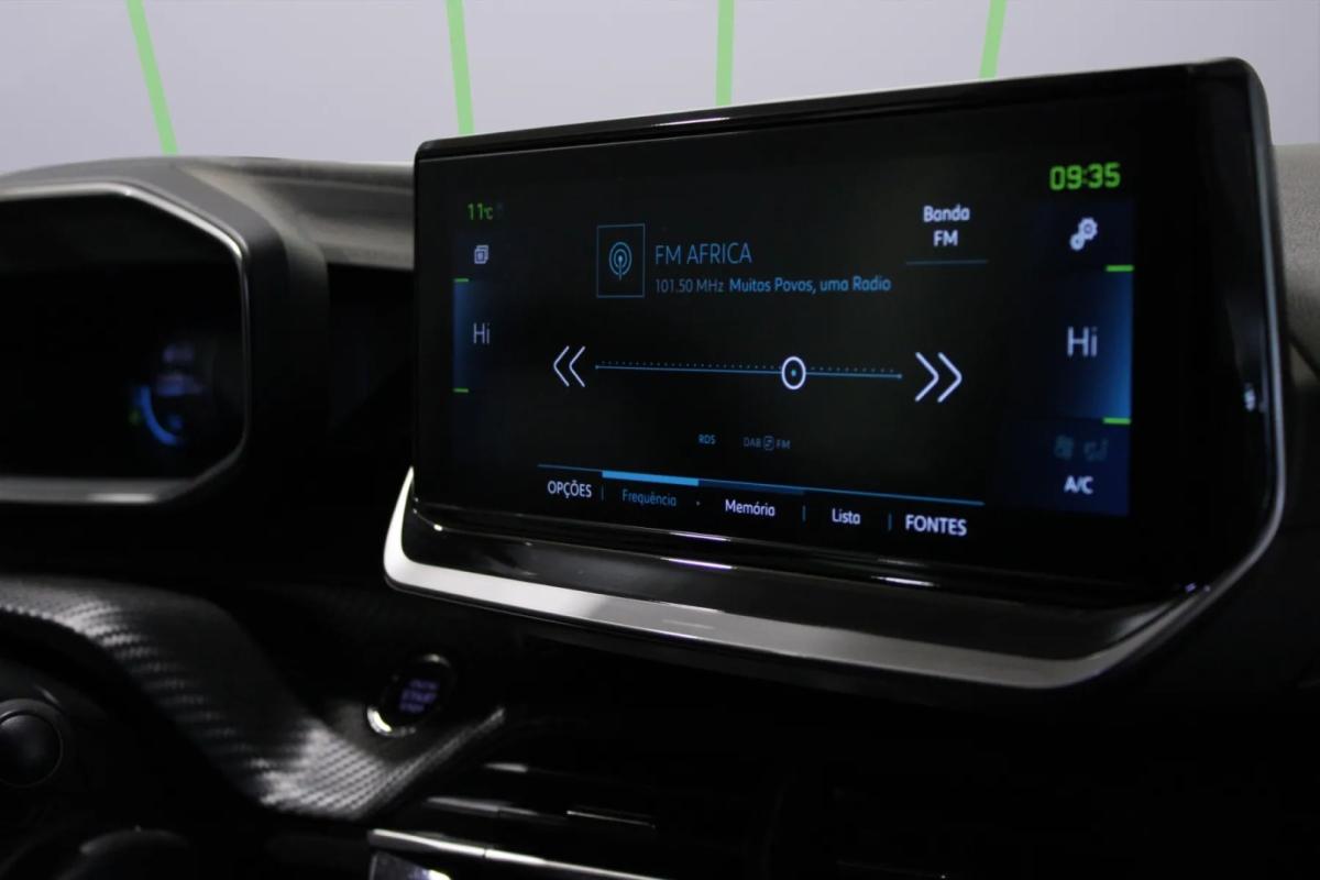 peugeot-e-2008-2023-eletrico-0cc