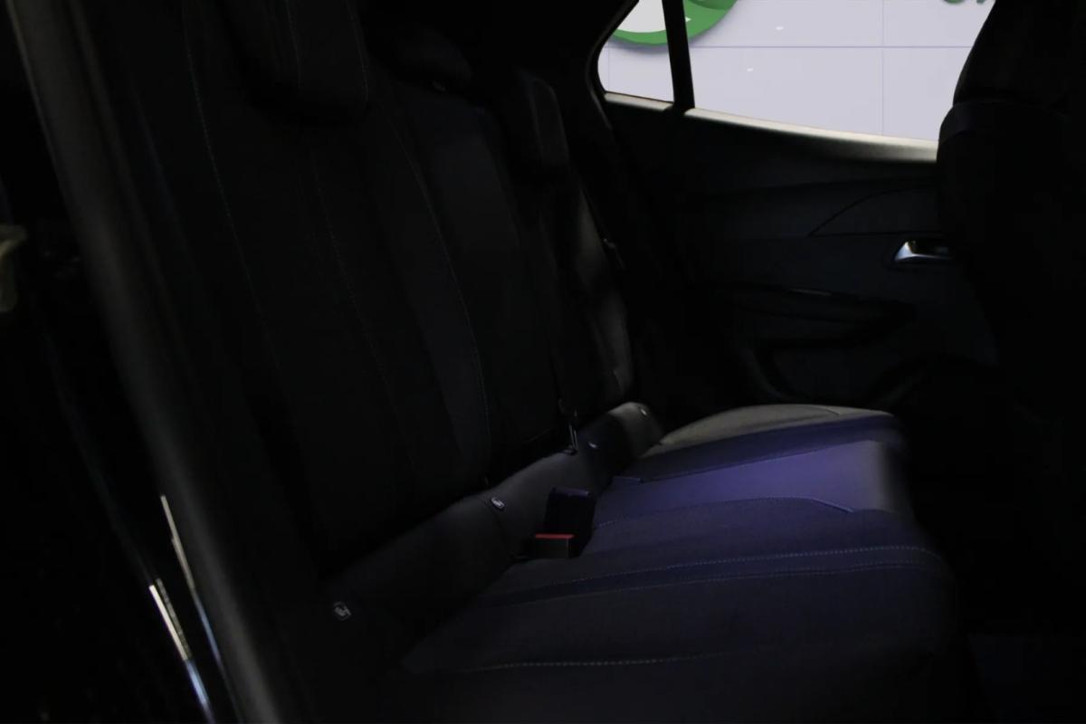 peugeot-e-2008-2023-eletrico-0cc