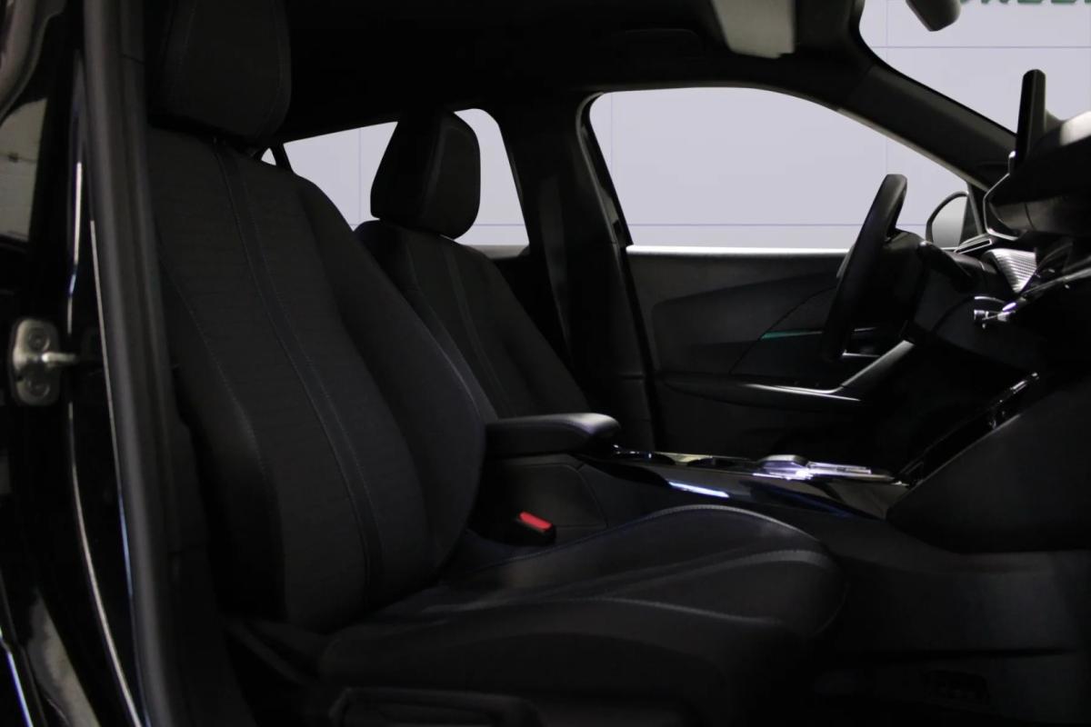 peugeot-e-2008-2023-eletrico-0cc
