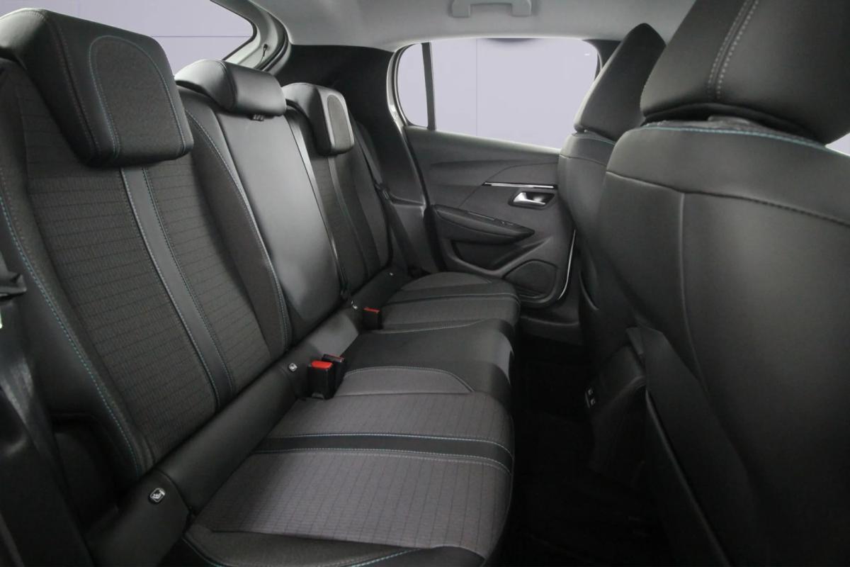 peugeot-e-208-2023-eletrico-0cc