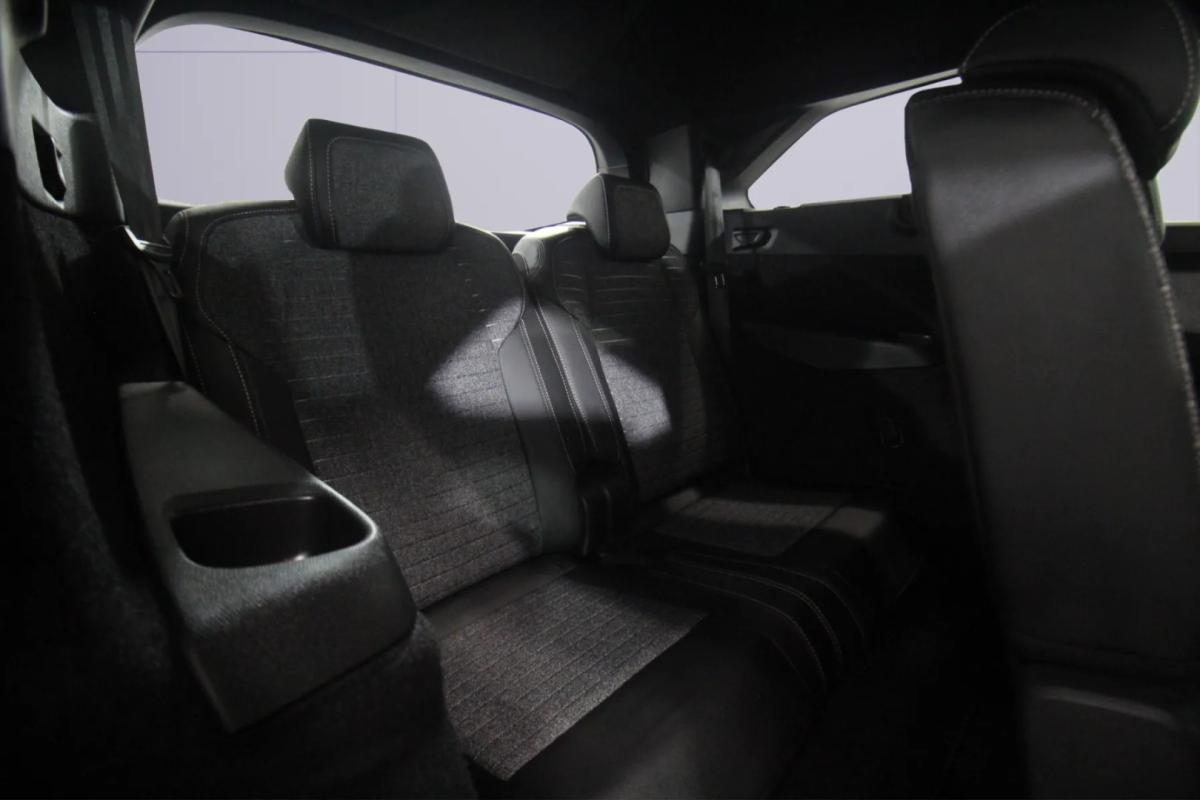 peugeot-5008-2025-eletrico-0cc