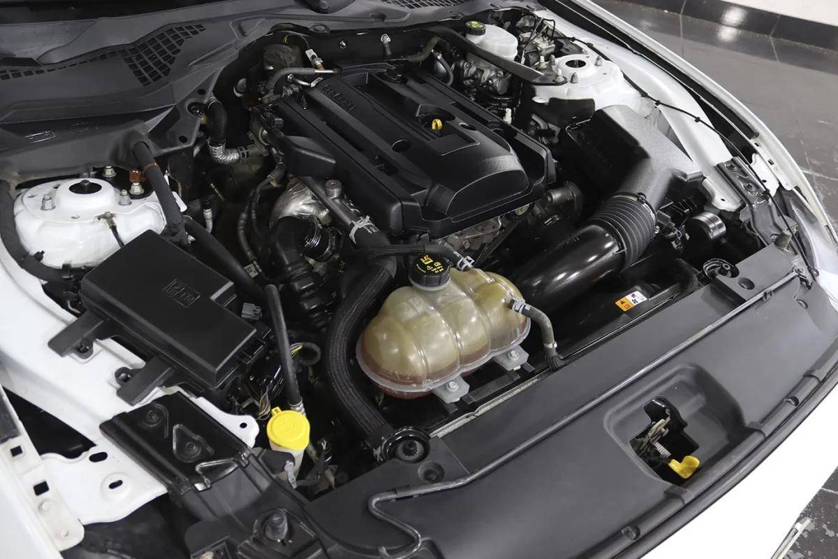 ford-mustang-2016-gasolina-2261cc