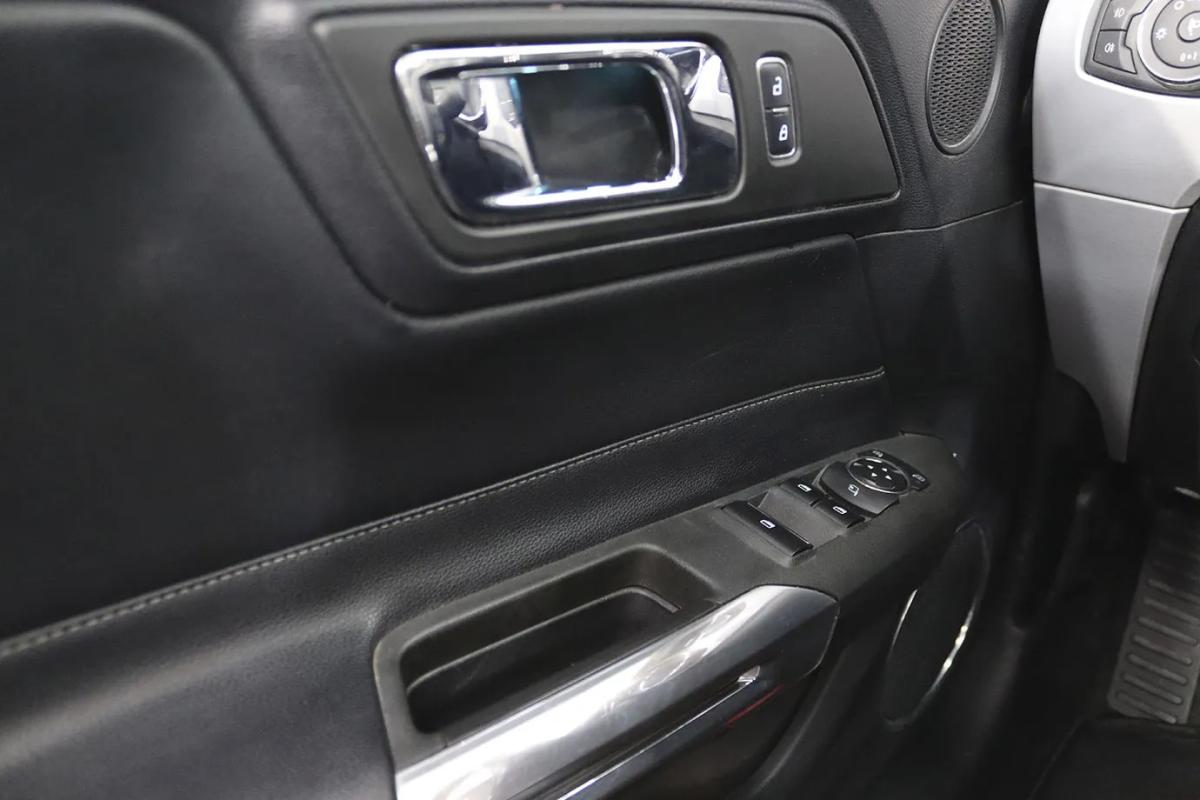 ford-mustang-2016-gasolina-2261cc