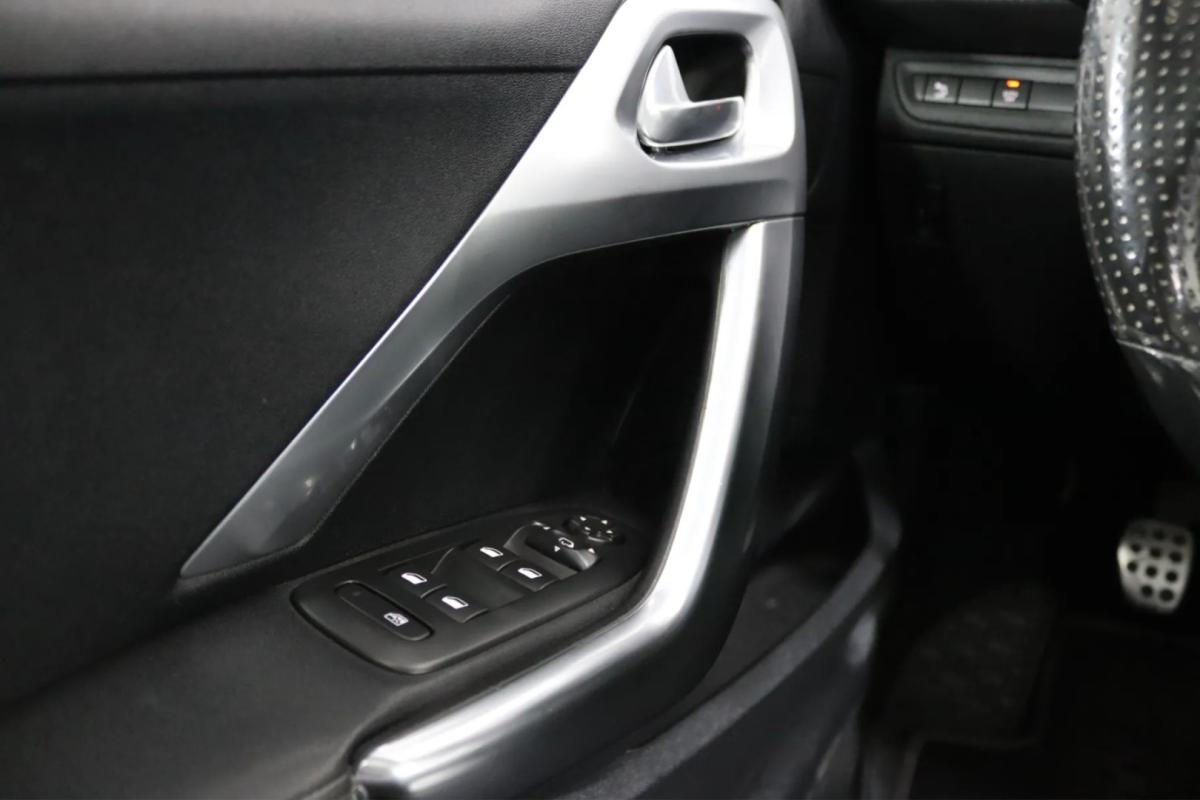 peugeot-2008-2017-gasolina-1199cc