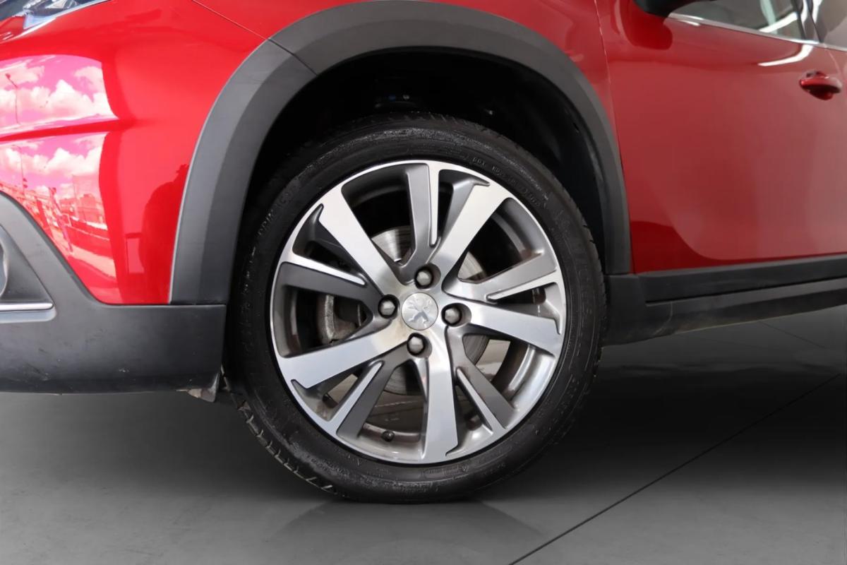 peugeot-2008-2017-gasolina-1199cc
