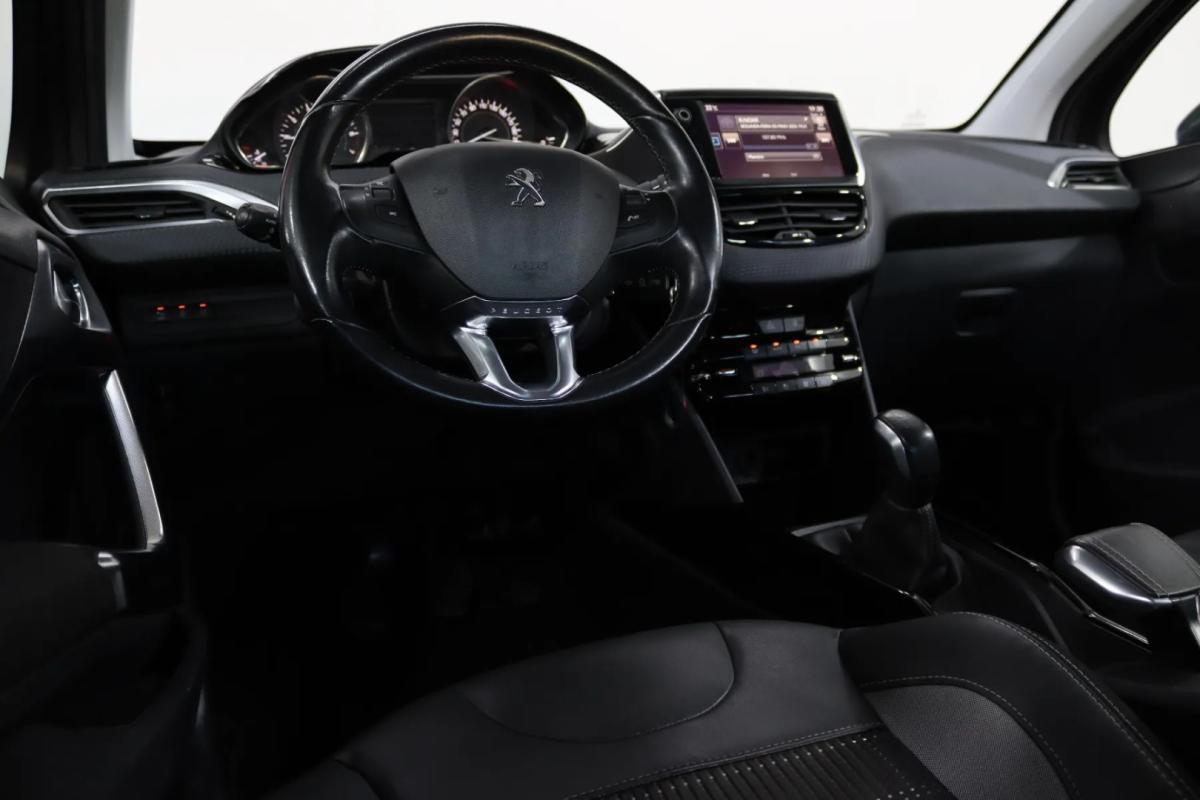 peugeot-2008-2018-gasolina-1199cc