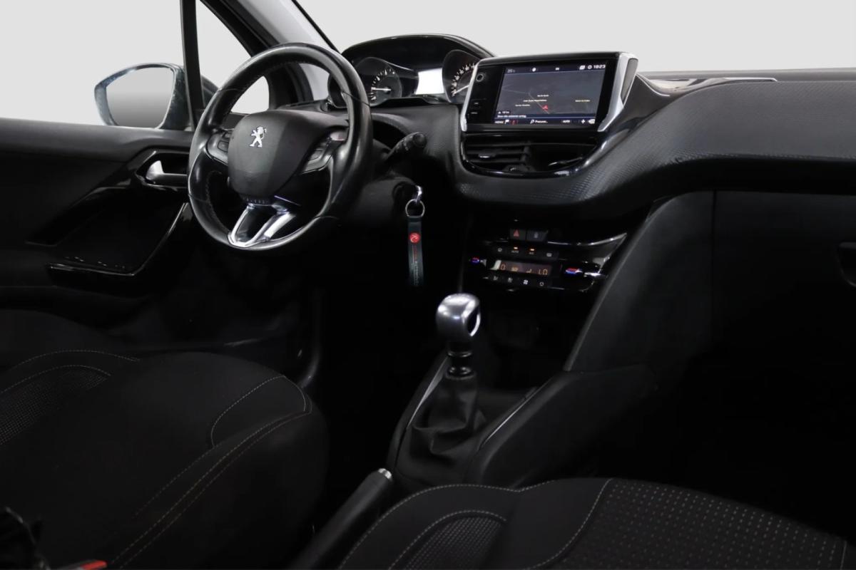 peugeot-208-2018-gasolina-1199cc