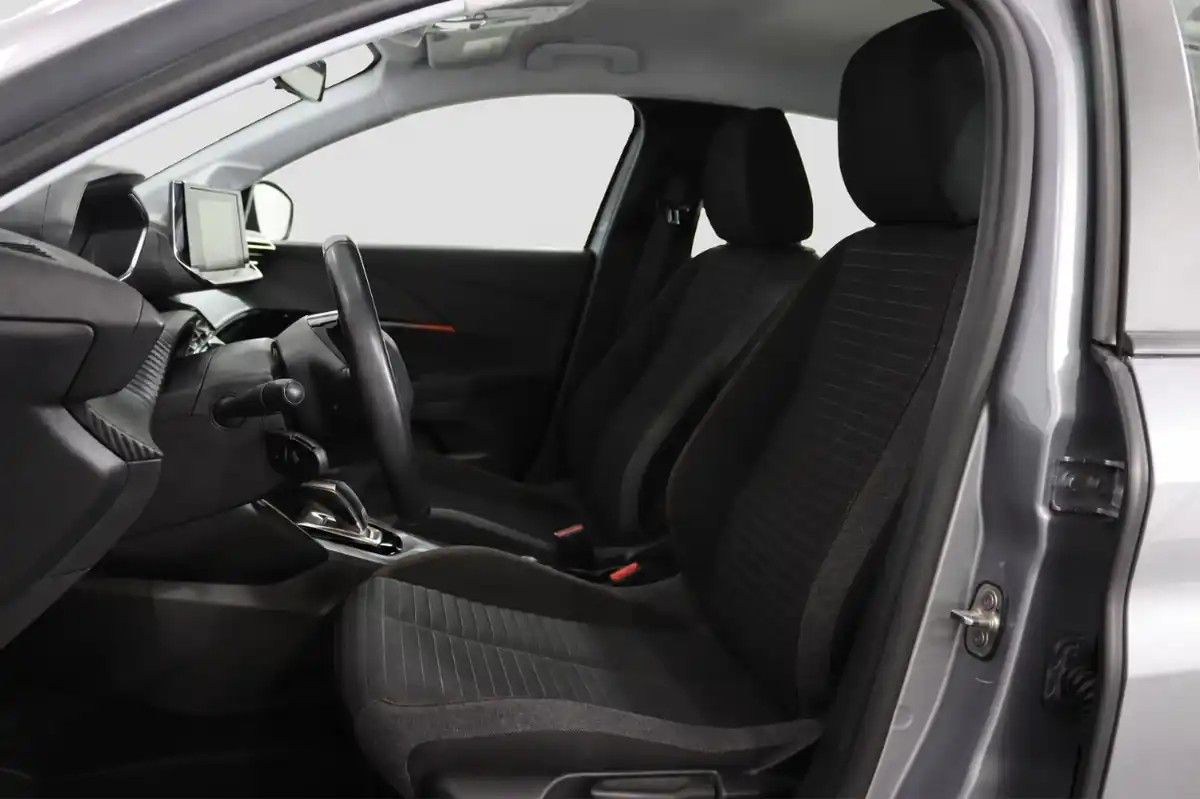 peugeot-208-2020-gasolina-1199cc