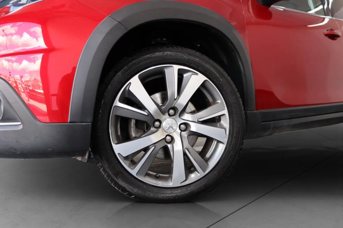 peugeot-2008-2017-gasolina-1199cc