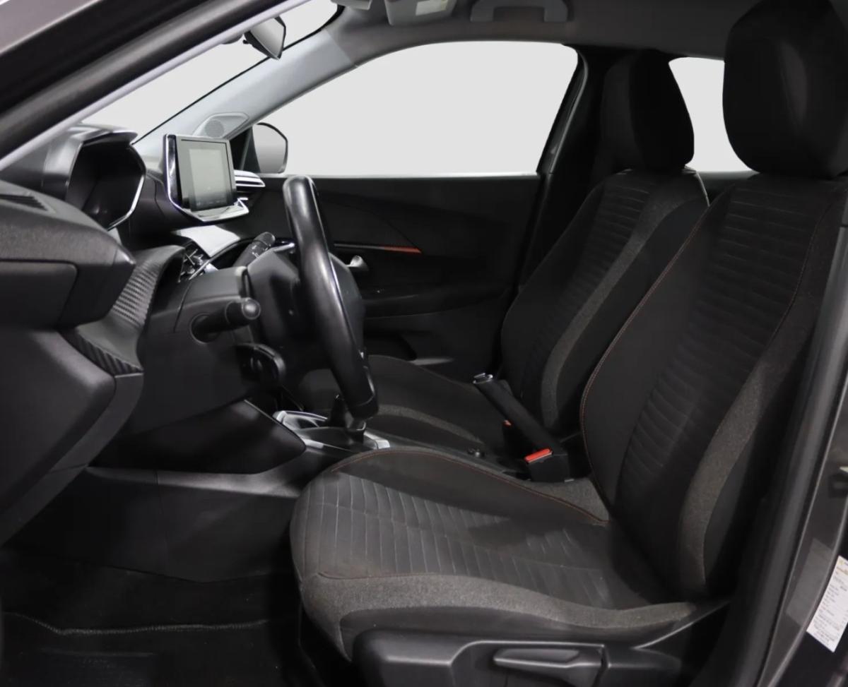 peugeot-2008-2021-gasolina-1199cc