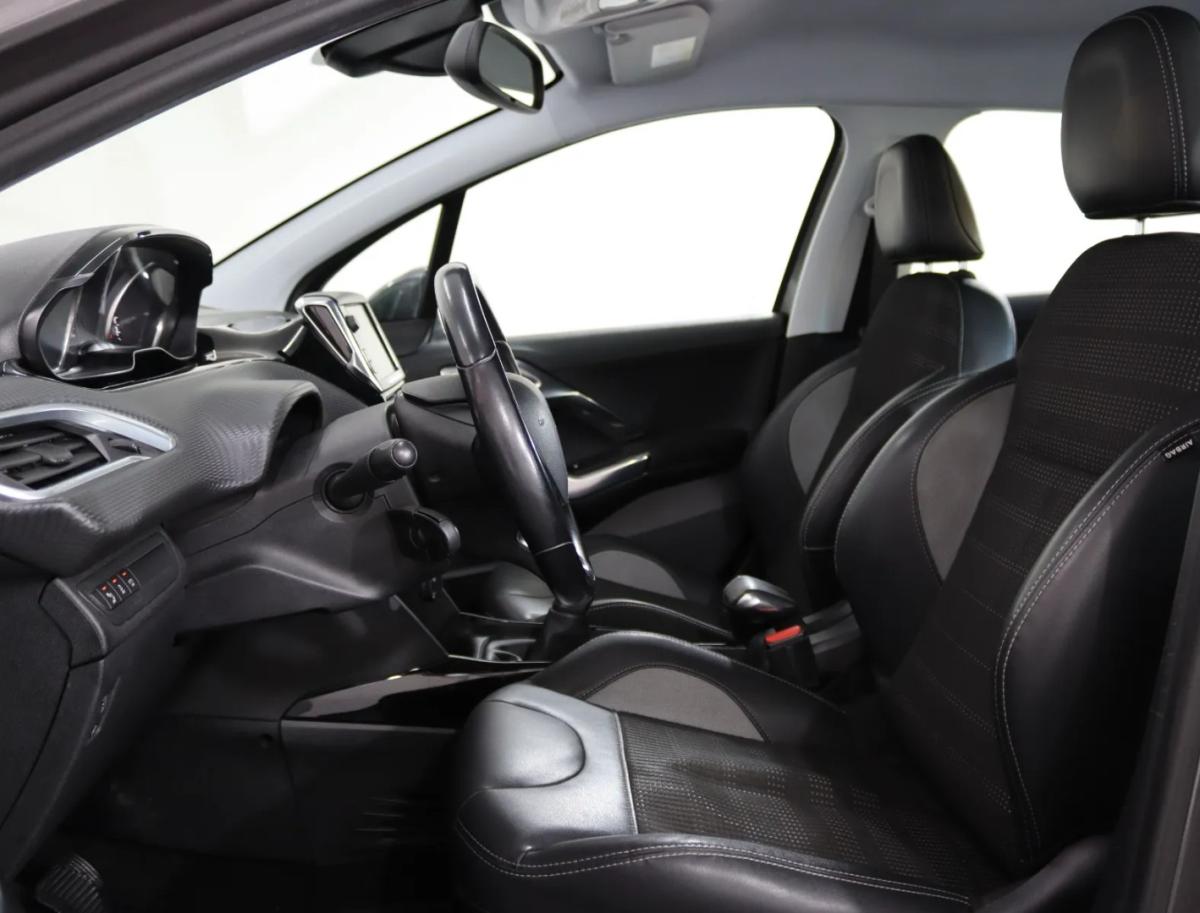 peugeot-2008-2018-gasolina-1199cc