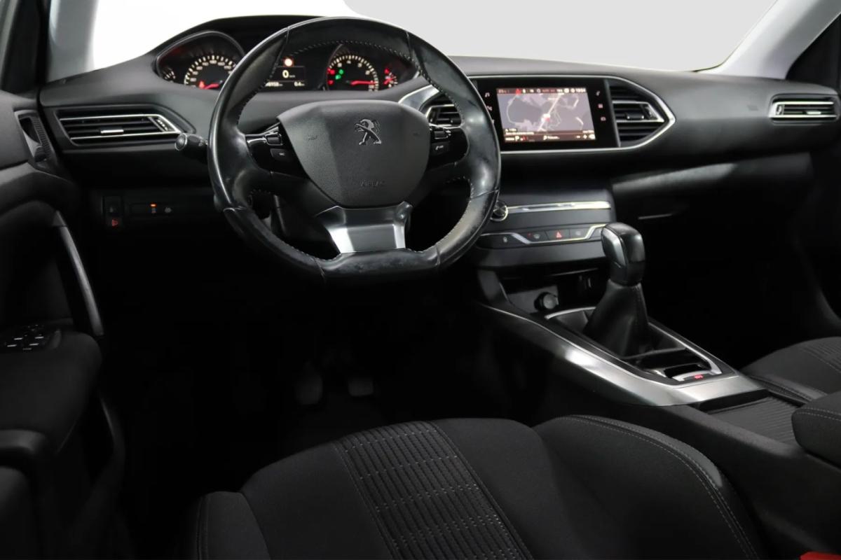 peugeot-308-2018-gasolina-1199cc