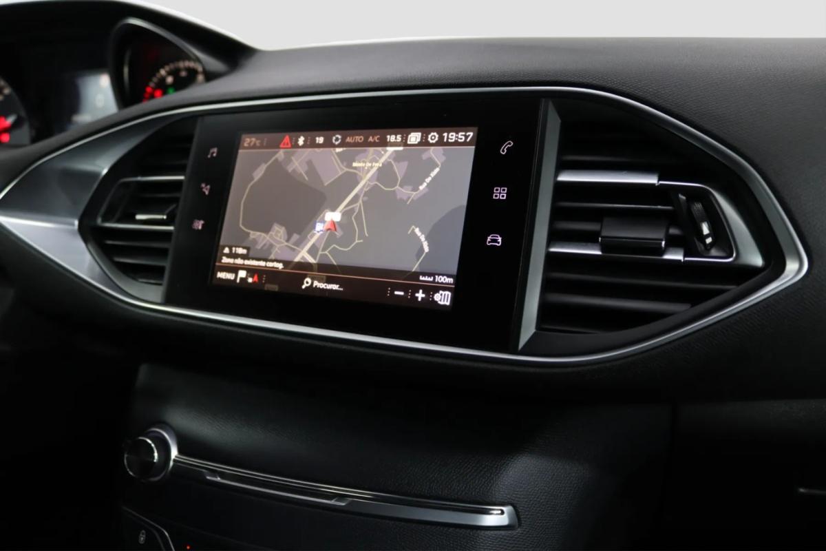 peugeot-308-2018-gasolina-1199cc