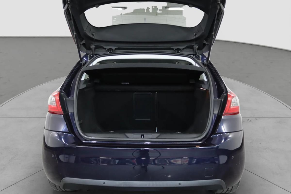 peugeot-308-2018-gasolina-1199cc