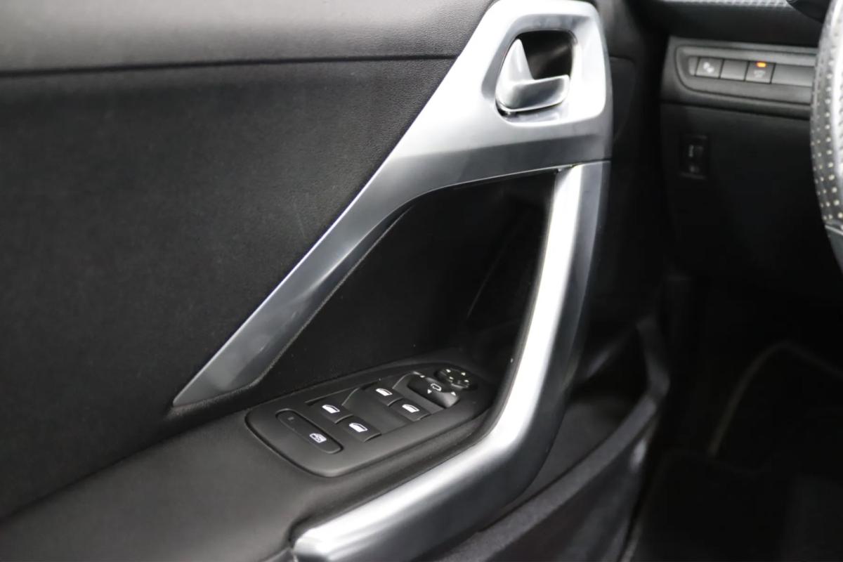peugeot-2008-2019-gasolina-1199cc