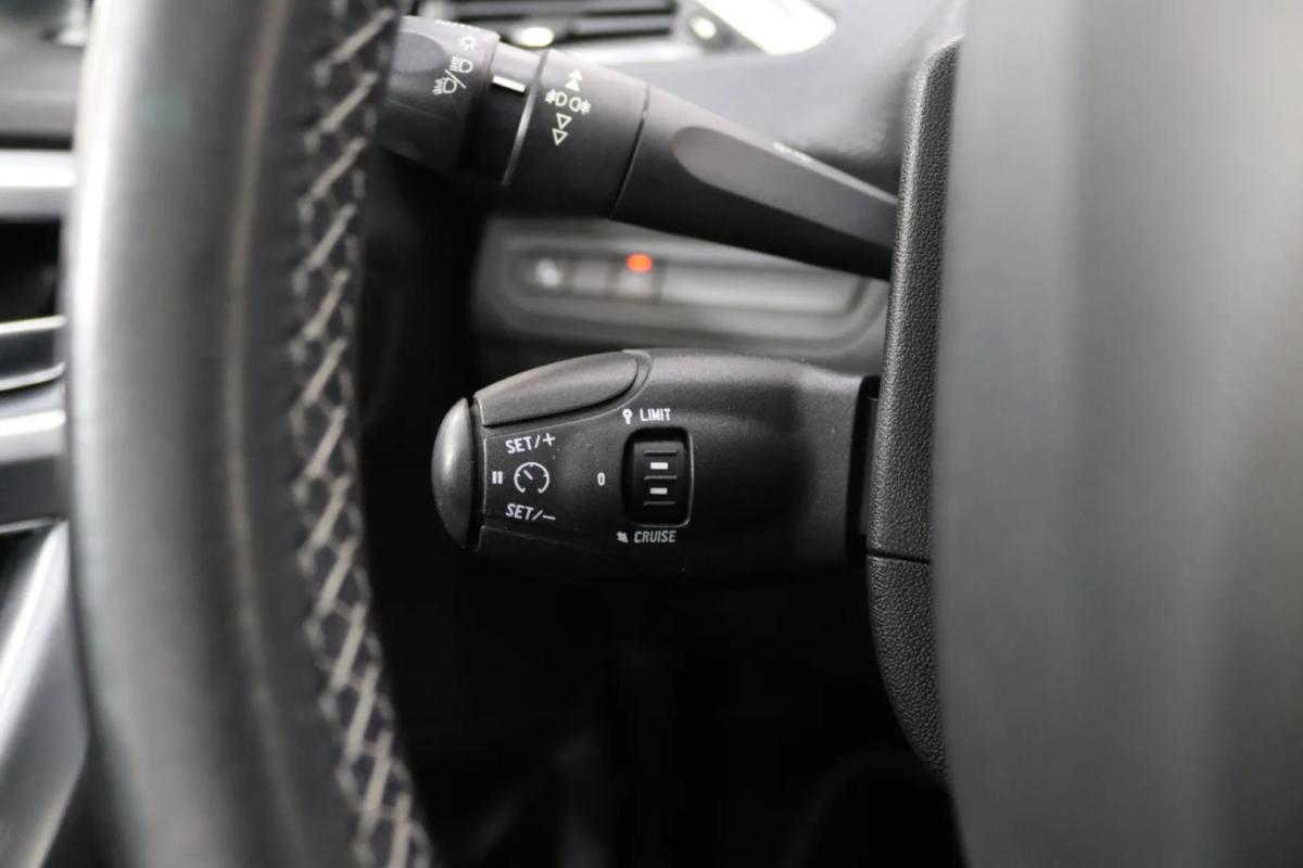 peugeot-2008-2019-gasolina-1199cc